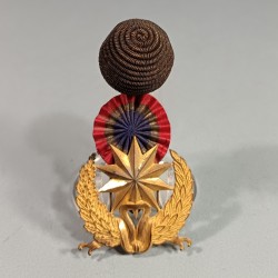 ATTRIBUT OU INSIGNE ET POMPON DE KEPI D'OFFICIERS ET ADJUDANTS MODELE 1886 OFFICIER DU SERVICE DE SANTE DES ARMEES